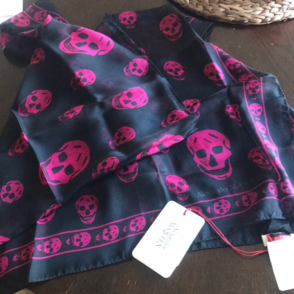 Alexandr MC Queen silk scarf